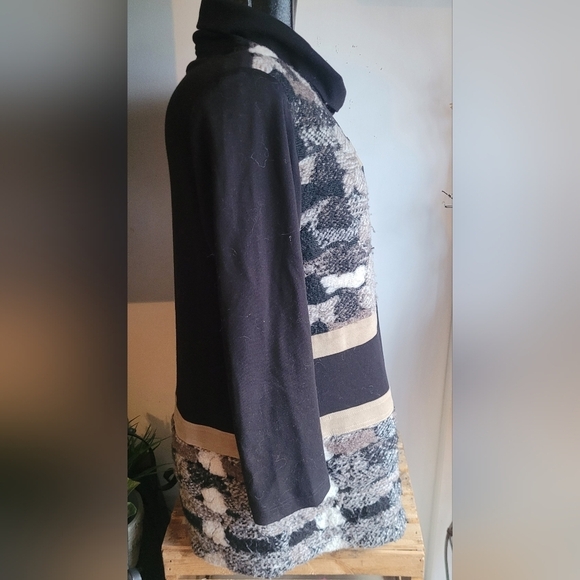 Vex Collection Multi Fabric Patchwork Turtleneck Sz. 46 - Picture 2 of 4